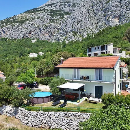 Vesna Villa